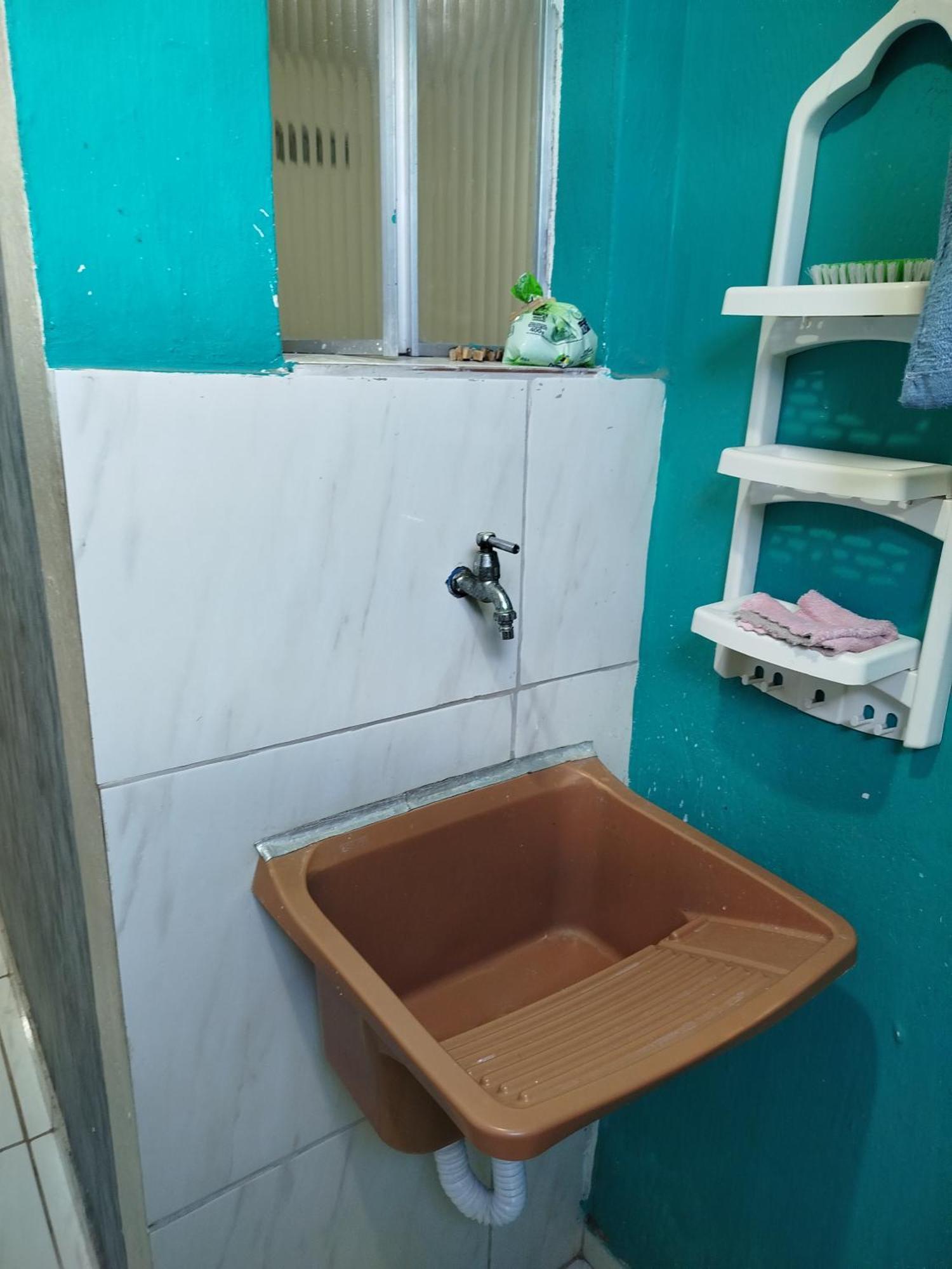 2 Quartos No *